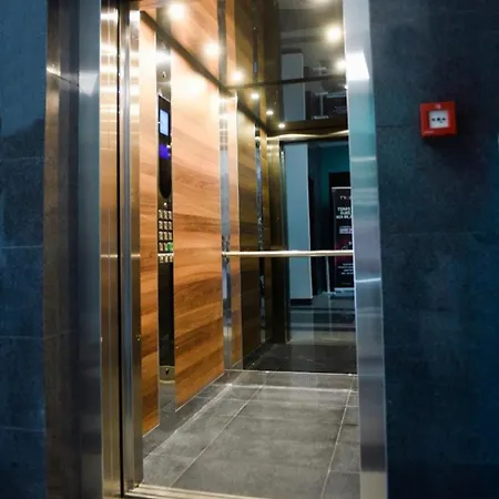 Bulevar Deluxe 1 Parking Free Apartment