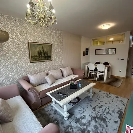 Bulevar Deluxe 1 Parking Free Apartment Sarajevo